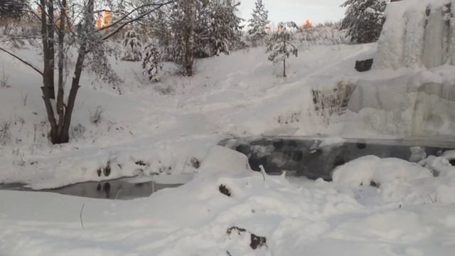 Кенский водопад. Зима смотреть онлайн