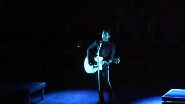 30STM, Jared singing "The Kill", live & acoustic @ Columbia Halle Berlin, 05.05.2008 смотреть онлайн