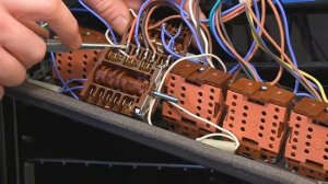 How to Replace an Indesit Cooker Hotplate Control Switch