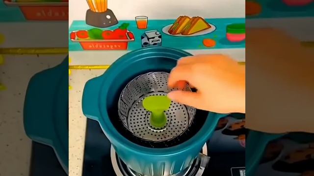 Гаджет для кухни Удобное приспособление для приготовления еды #shorts смотреть онлайн