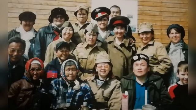 Коллектив больницы с. Иенгра поздравляет всех с наступающим праздником ПОБЕДЫ  - 9 мая!