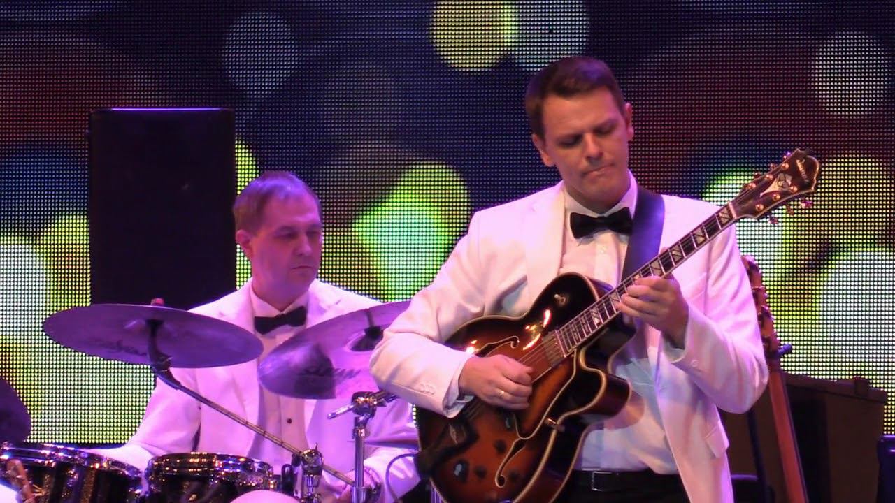 "My Favorite Things" смотреть онлайн