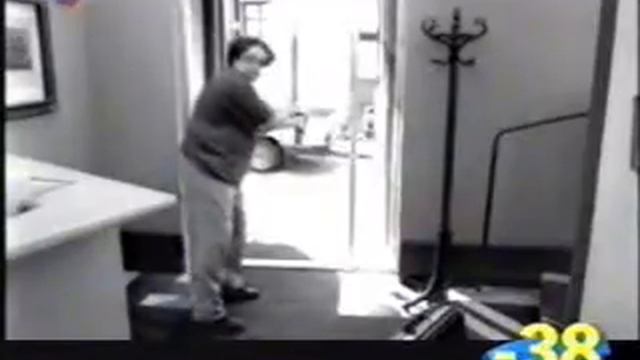 Прикол с дверью