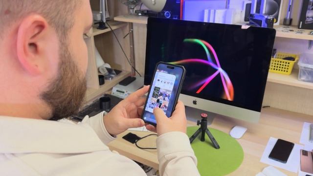 Месяц с iPhone 15 Pro Max смотреть онлайн