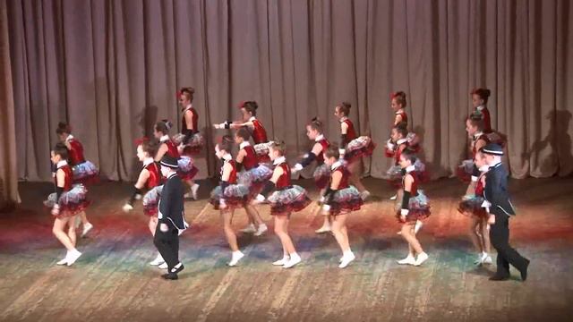Танец "Чарли" (дети 8- 9 лет) смотреть онлайн