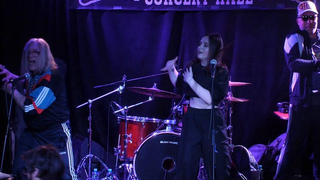 Анархия в детском саду. Социопати и Два Лимонных Коктейля