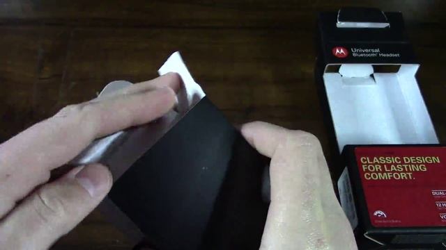 Motorola H730 Bluetooth Headset Unboxing & Review смотреть онлайн