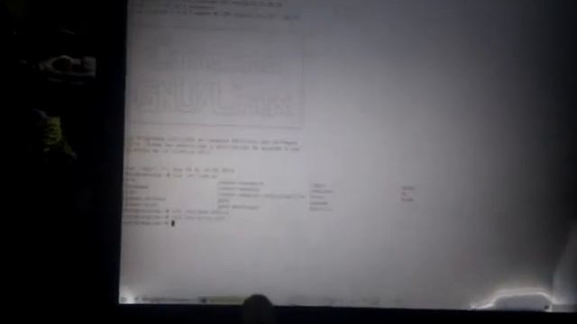Corriendo Canaima 3.1 dentro de un contenedor LXC смотреть онлайн