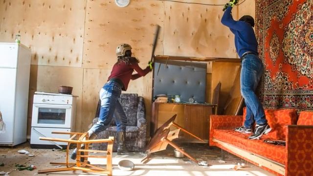 Бизнес идеи. Комната ярости. Комната борьбы со стрессом смотреть онлайн