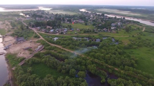 Воздушные и водные фонари на набережной Сыктывкара смотреть онлайн