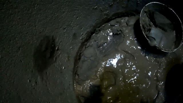 вскрыли жилу в колодце и пошел газ (стоит ли копать дальше) смотреть онлайн