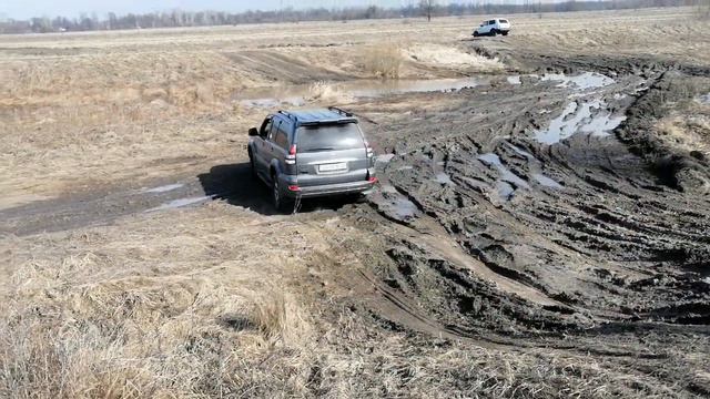 болото. нива и прадик на рыбалку смотреть онлайн