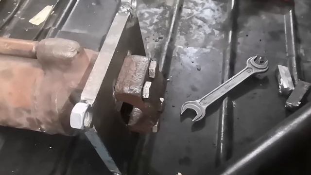 Гидравлический пресс, более мощный гидроцилиндр. смотреть онлайн