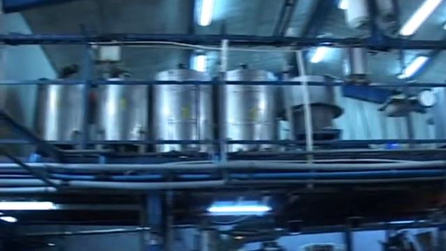 Линия розлива напитков в ПЭТ бутылку ,производительностью 7 000 б.ч. смотреть онлайн