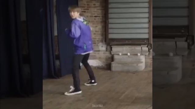 Осталось 5 месяцев и Джин вернётся из армии#jin#btsarmy