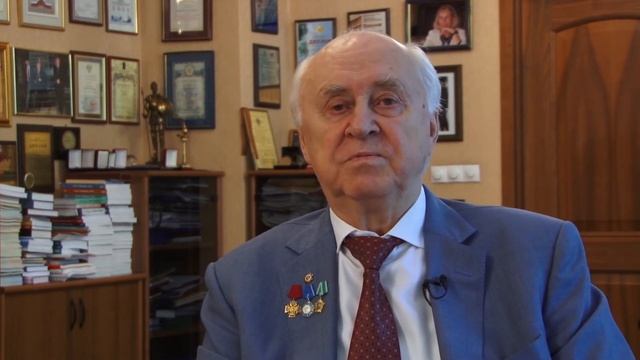 Здравствуй, первый курс! смотреть онлайн