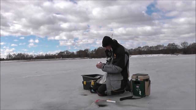 ЛОВЛЯ ЛЕЩА, ПРИКОРМКА РАБОТАЕТ!!! смотреть онлайн