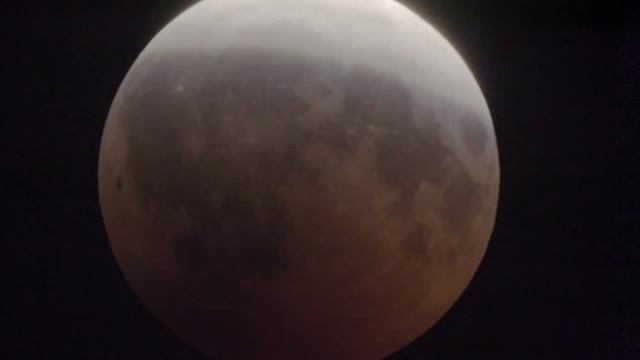 Частное лунное затмение смотреть онлайн