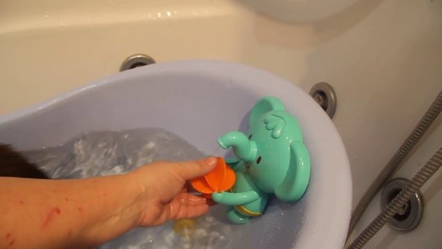 Яванская макака Феденька и слоник смотреть онлайн