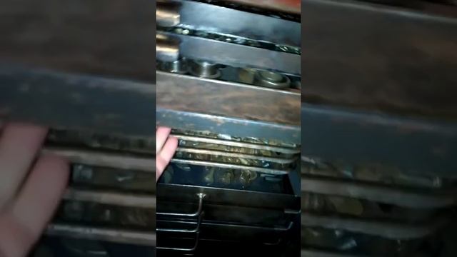 Шкаф для метизов из отходов металла. смотреть онлайн