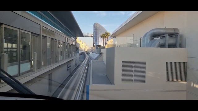 The Palm Monorail смотреть онлайн