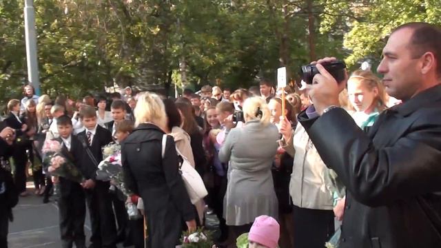 01.09.2012 Олина учительница и 6"б" класс 263 москов.школы смотреть онлайн