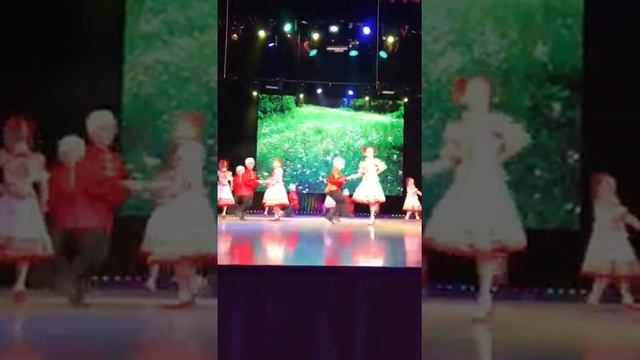 Земляничка-ягодка. Русские забавы Томск. смотреть онлайн