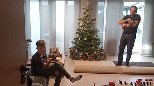 ДОМИНО беспроигрышная игра! Hast du schon Spiel ohne Regeln gesehen? Das ist das schöne Werk! смотреть онлайн