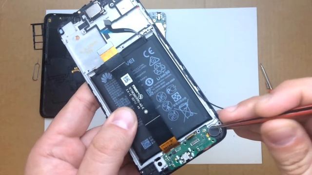 Как разобрать телефон Honor 7a (DUA-L22) / How to disassemble a Honor 7a phone смотреть онлайн