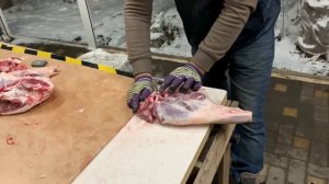 Разделка баранины сабельной пилой 2.0. Устройство разделочной пилы.