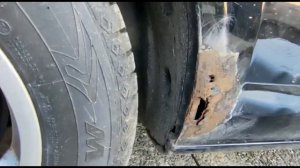 Как убрать ржавчину с двери автомобиля за пять минут !