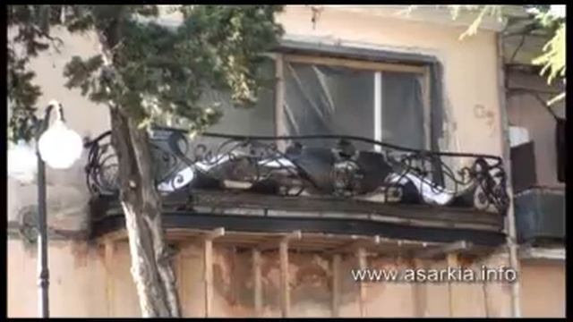 №4 SOS!!! СУХУМСКИЕ ТРОТУАРЫ, БАЛКОНЫ И КРЫШИ!.flv смотреть онлайн