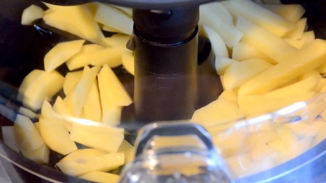 Картофель фри Хрустящие Чипсы с Курочкой в Аэрофритюрнице Tefal Actifry 2 in 1 смотреть онлайн