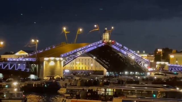 Мост на реке Нева смотреть онлайн