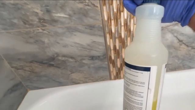HOW TO REPAIR a BATHTUB TO LOOK LIKE NEW | BATHTUB REGLAZING & REFINISHING | DP TUBS смотреть онлайн
