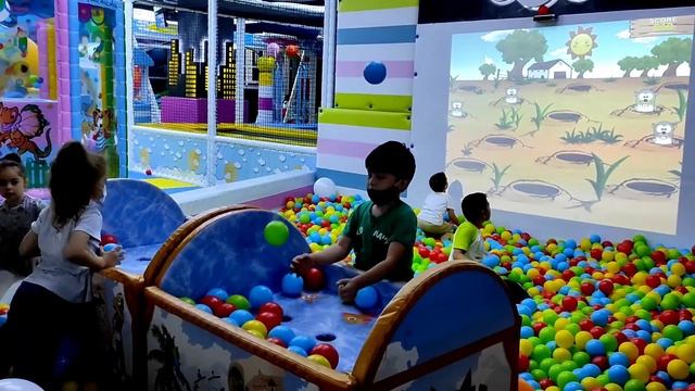 TЦ /Нова Молл в Сиде/Турция? детский развлекательный центр?турецкая еда? дети в восторге ?? смотреть онлайн