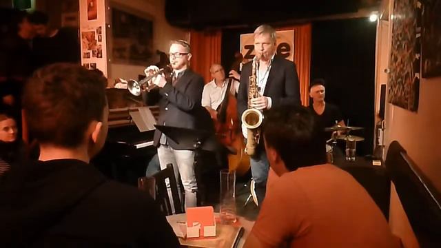 2019 05 01 Jazz Club ZWE, Let’s Groove Jazz & Jamsession 00 11 32 смотреть онлайн