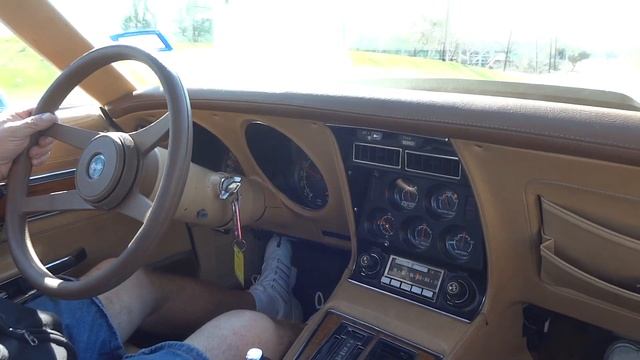 1976 Chevrolet Corvette Stingray Classic смотреть онлайн