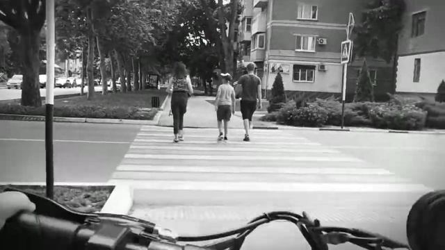 тест драйв / электросамокаты / KUGOO M4 / XIAOMI M365