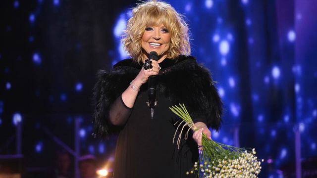 Ещё помните её? Вот что случилось со всеми известной Аллой Пугачёвой… смотреть онлайн