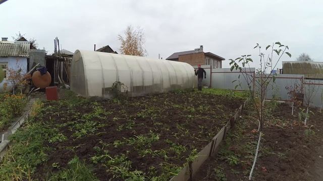 Дом в деревне это не просто. Огород копаем, топим баню. Собираем виноград смотреть онлайн