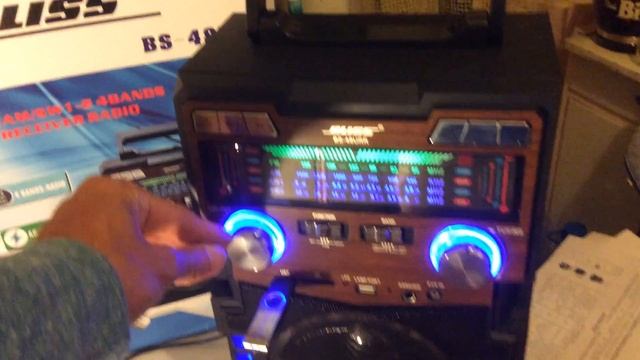 Магнитола мр3 плеер бумбокс Bliss BS-48URR смотреть онлайн