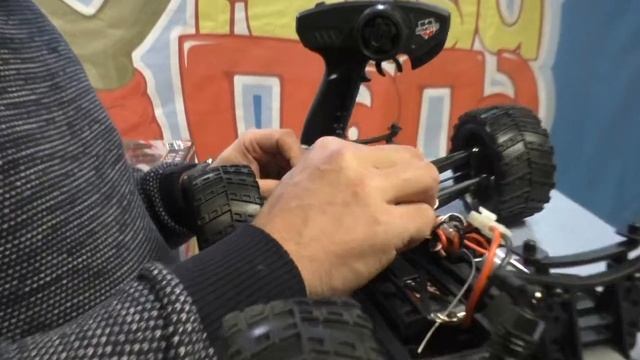 HIMOTO E10MT E10XT не работает! Что делать если пульт не видит машину? смотреть онлайн