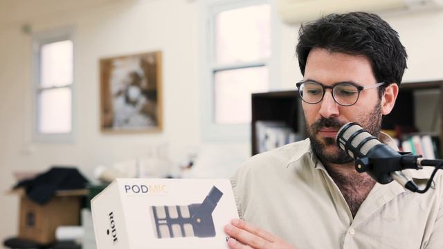 Unboxing the excellent RODE PodMic смотреть онлайн