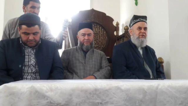 ШЕЪР БАРОИ МУҲОҶИРОН АЛЛОҲ МУҲОҶИРОНРО НИГАҲ БОН БОШАД смотреть онлайн