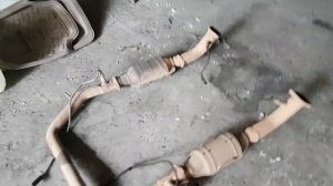 BMW X5 E53. Ремонт переднего кардана, раздатки и трассы выхлопа.