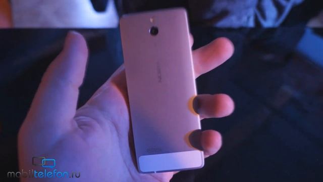 Предварительный обзор Nokia 515 в алюминиевом корпусе смотреть онлайн