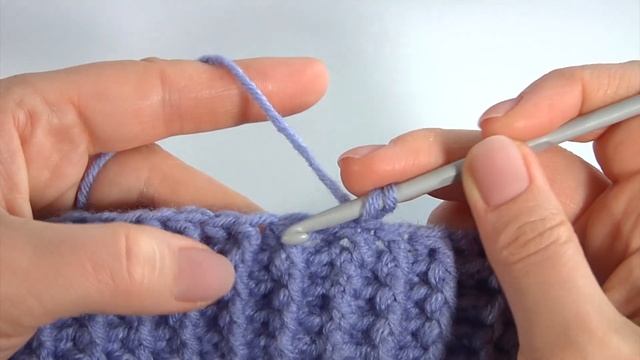 ПРИКОЛЬНАЯ и УЮТНАЯ!!! Вяжется БЫСТРО и ИНТЕРЕСНО/Шапка крючком классным УЗОРОМ смотреть онлайн