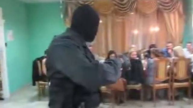 Розыгрыш на свадьбе смотреть онлайн