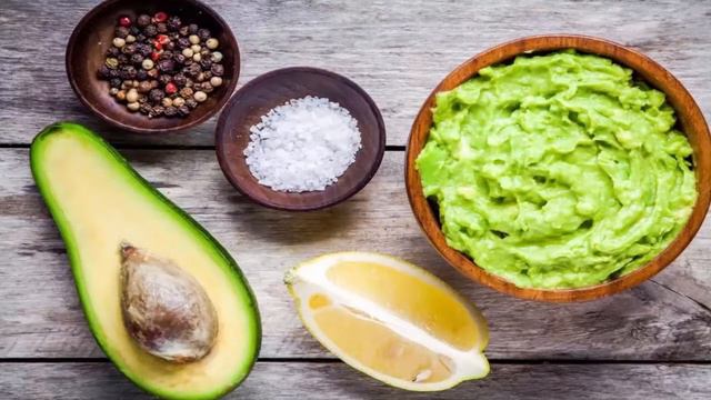 Healthy Creamy Avocado Cilantro Lime Dressing HEA,TUBE смотреть онлайн